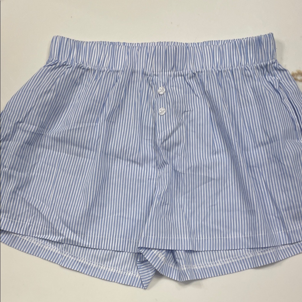 Light Blue Stripe Women’s Pull-On Sleep Shorts Size M